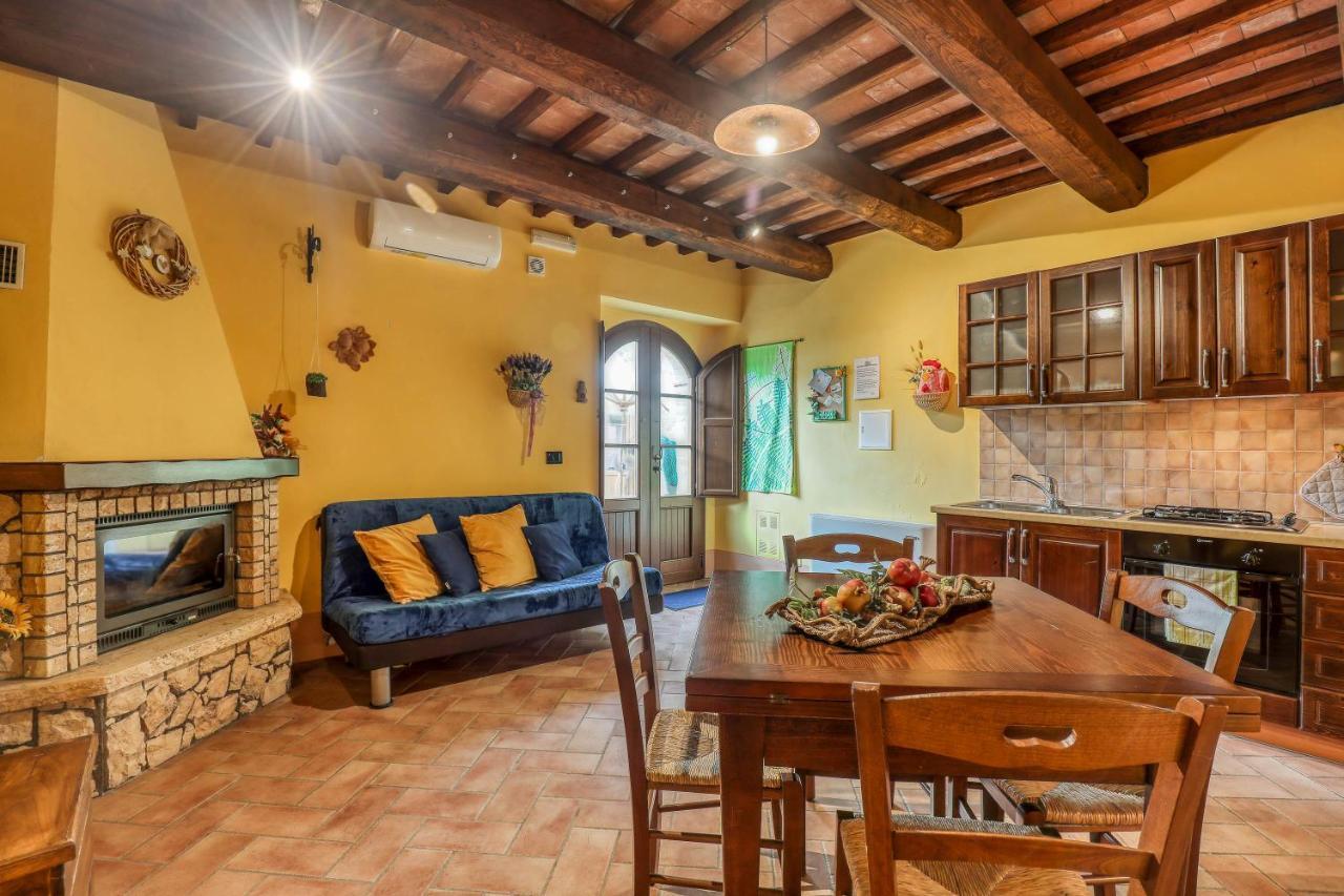 Agriturismo Podere San Giorgio Radicofani Exterior photo