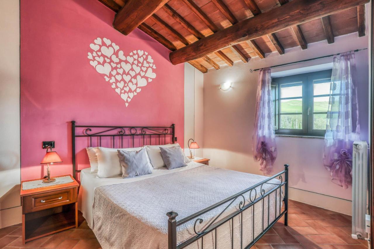 Agriturismo Podere San Giorgio Radicofani Exterior photo